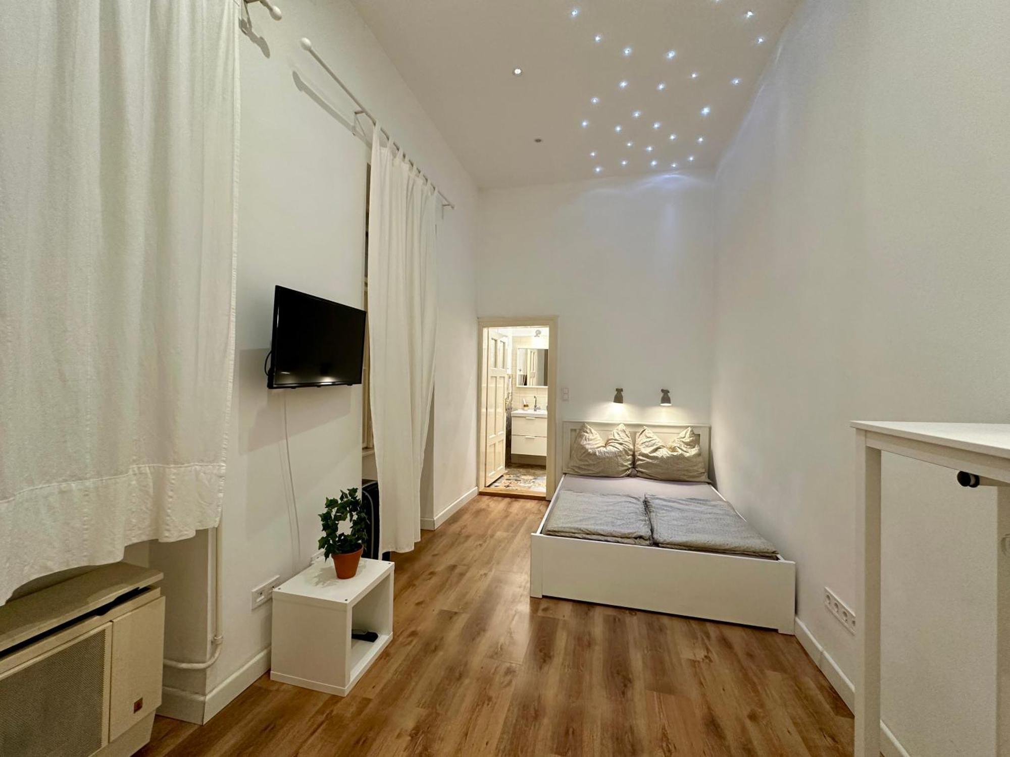 Cozy Studio Flat In The Heart Of בודפשט מראה חיצוני תמונה