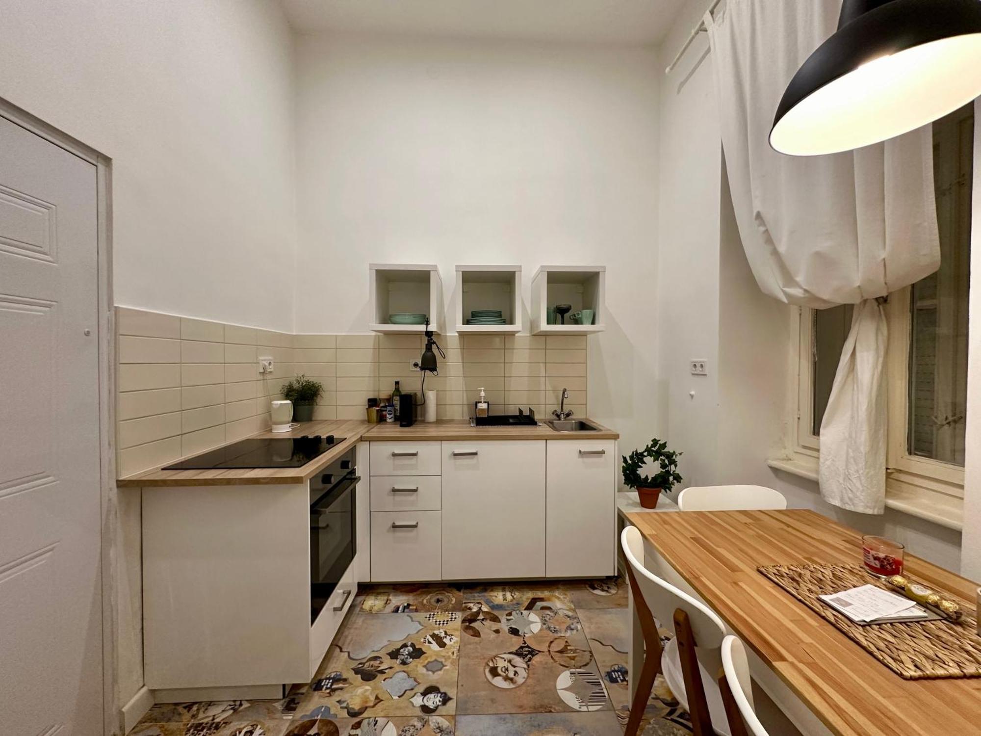 Cozy Studio Flat In The Heart Of בודפשט מראה חיצוני תמונה